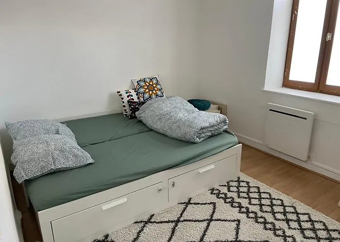 2 Pieces Apartment *